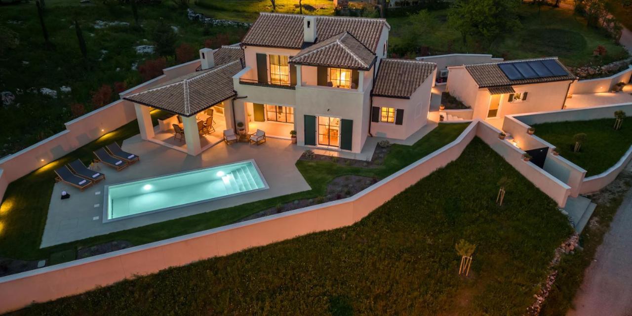 Villa Bora With Sauna And Heated Pool Vele Mune Buitenkant foto